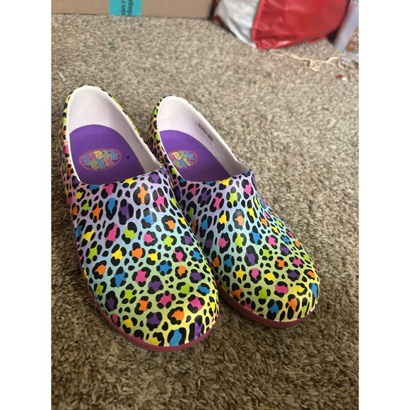Lisa Frank Women Sz 6 Crocs Neria Pro II Clogs Pink Multi Cheetah Print Workwear - Picture 11 of 11